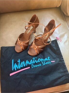 International Dance shore Women's Satin Tan Copper Latin Heels Size 7 New